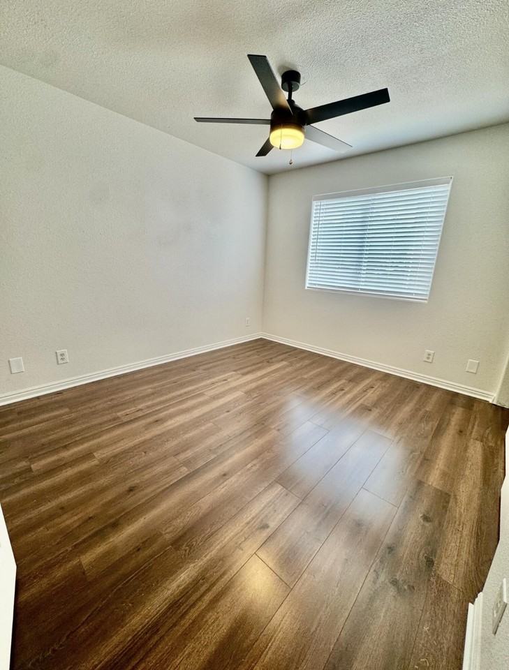 1122 1122 East 300 South J119 - 1 #1 - Photo 5 of 12