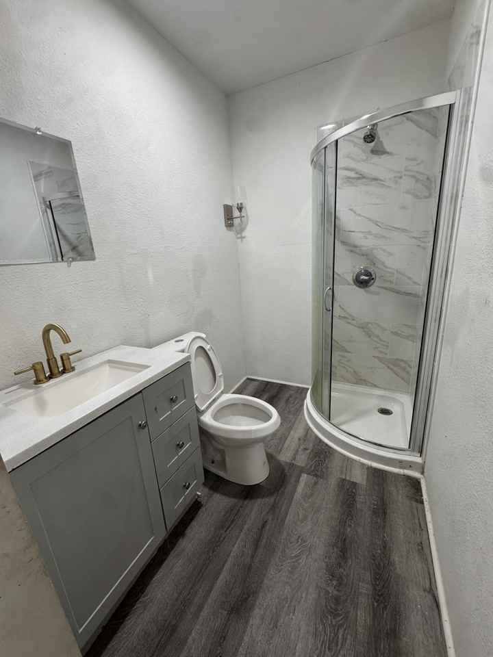 1466 South Worth Avenue #1 - Photo 7 of 7