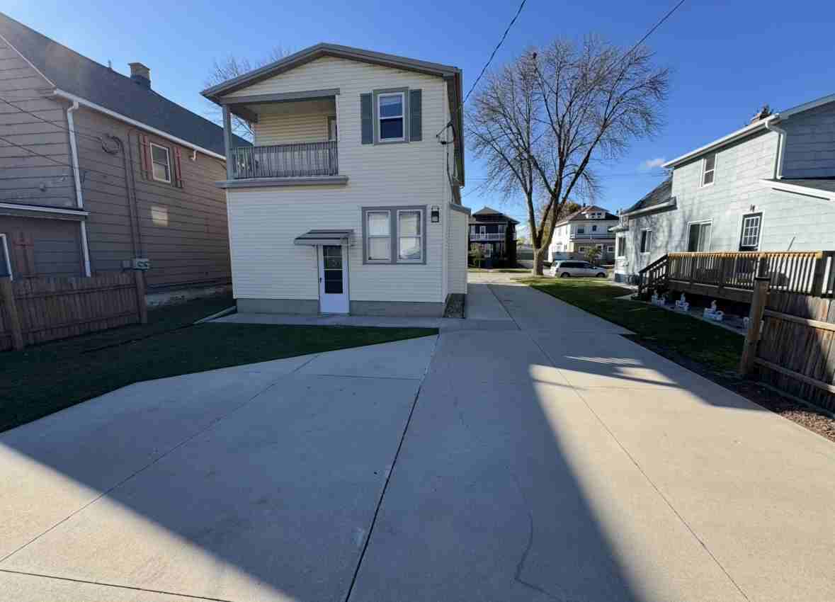 2105 North 13th Street #2105A - Photo 3 of 11