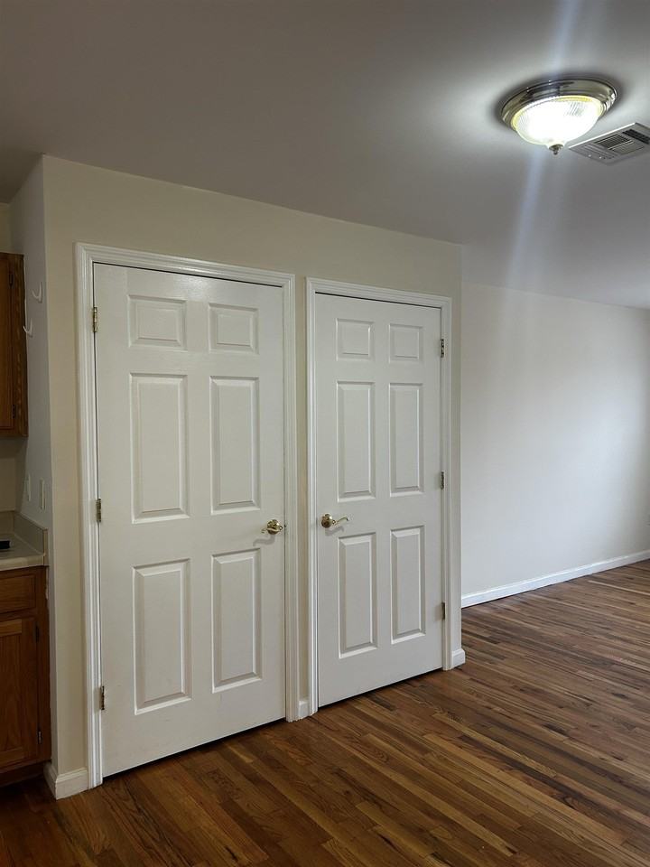 1609 W Lake Ave #112 - Photo 7 of 12