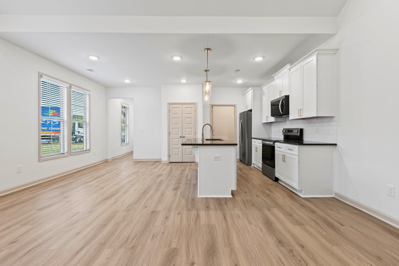 106 Summer St #1 - Photo 4 of 17