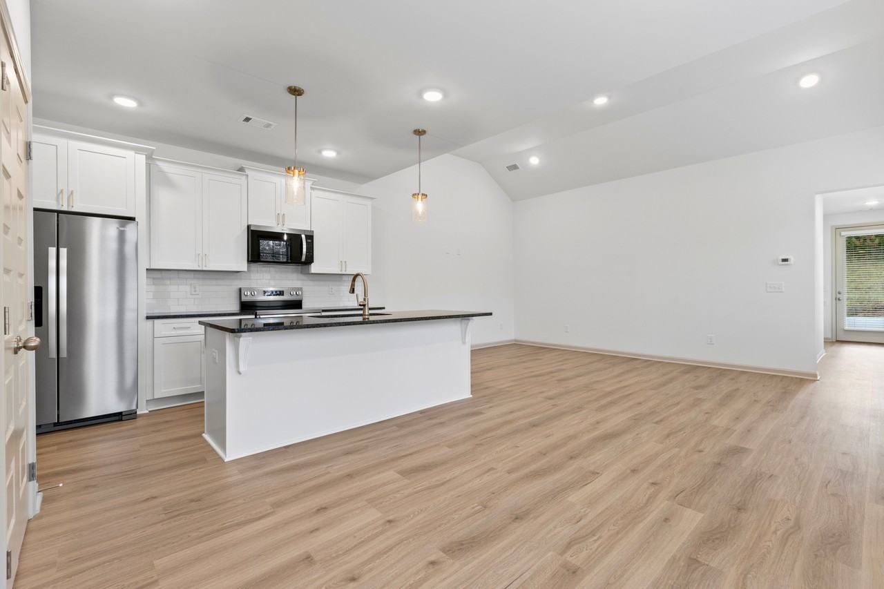 106 Summer St #1 - Photo 5 of 17