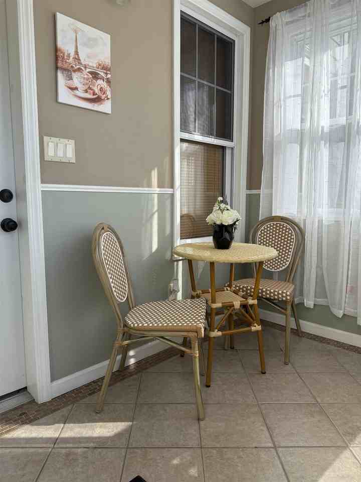 470 Mallory Avenue #2 - Photo 2 of 11