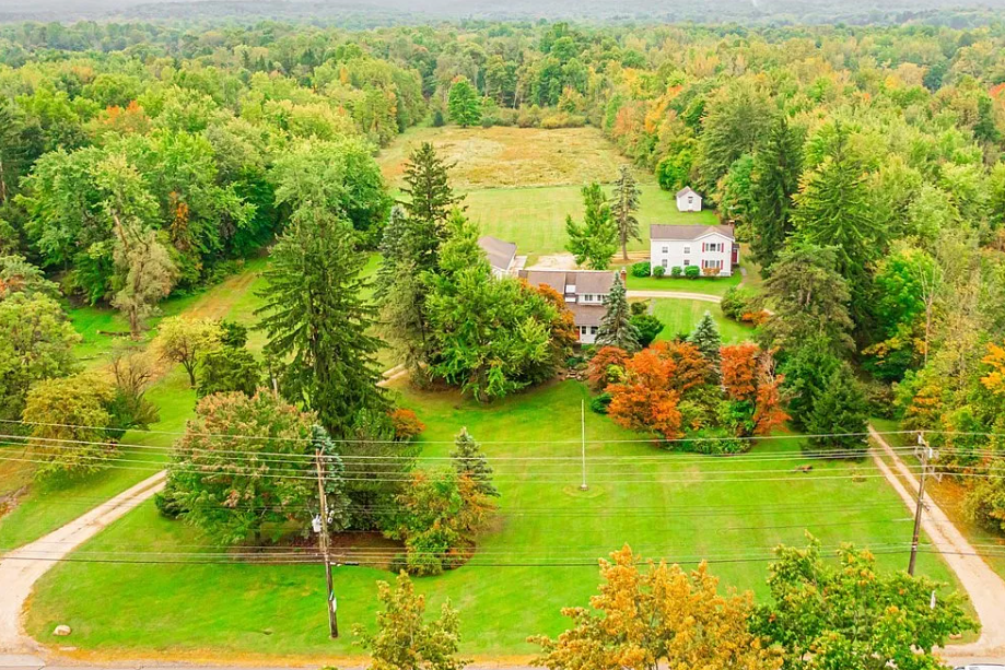 9475 Mayfield Rd - Photo 2 of 15