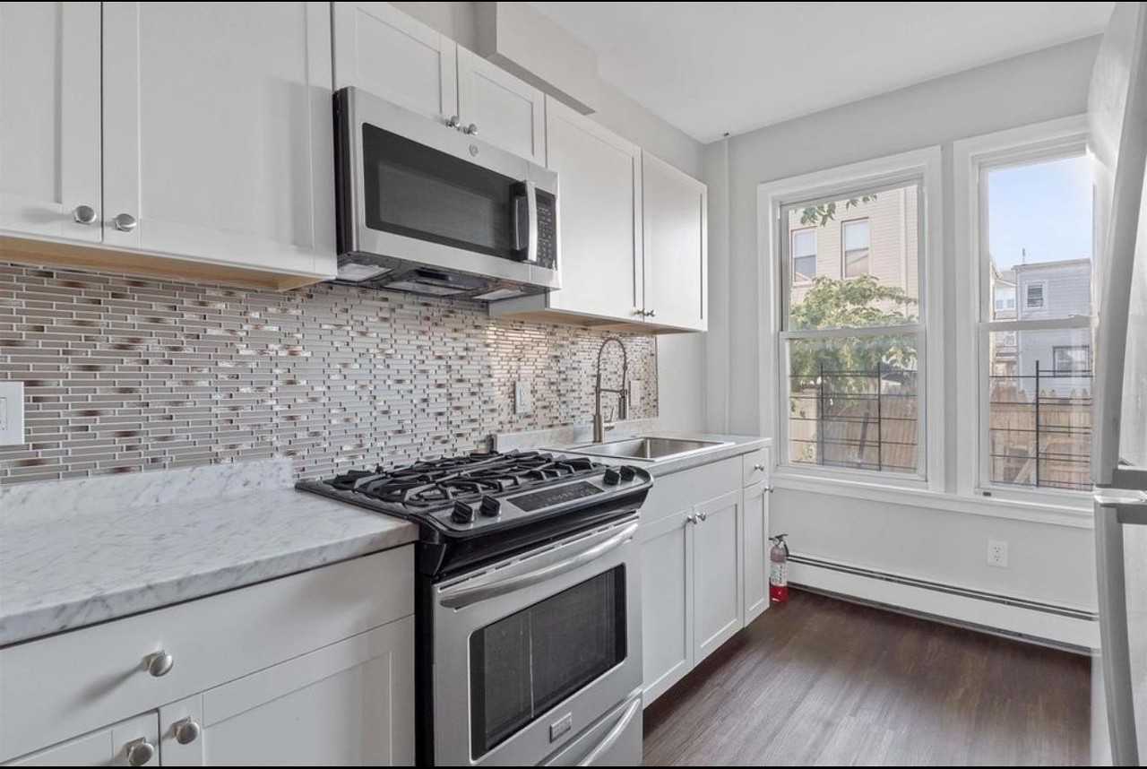 35 Mcadoo Ave #1 - Photo 4 of 10