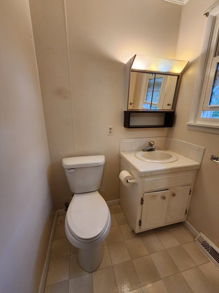 4914 South Grundy Quarles Memorial Highway #1 - Photo 7 of 8