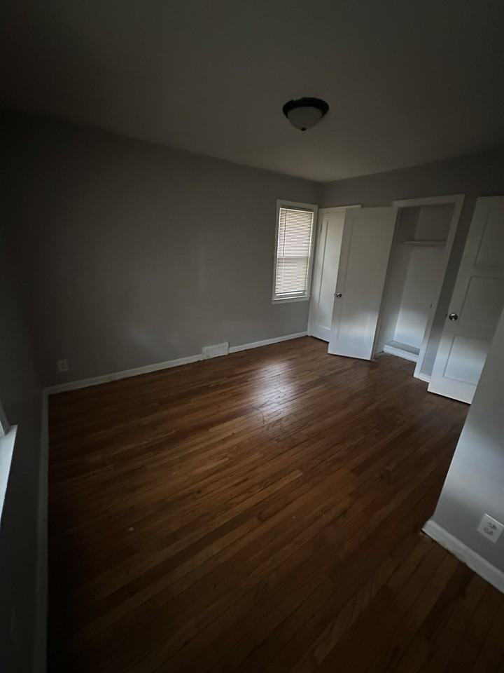 4215 Waverly Avenue #2 - Photo 4 of 10