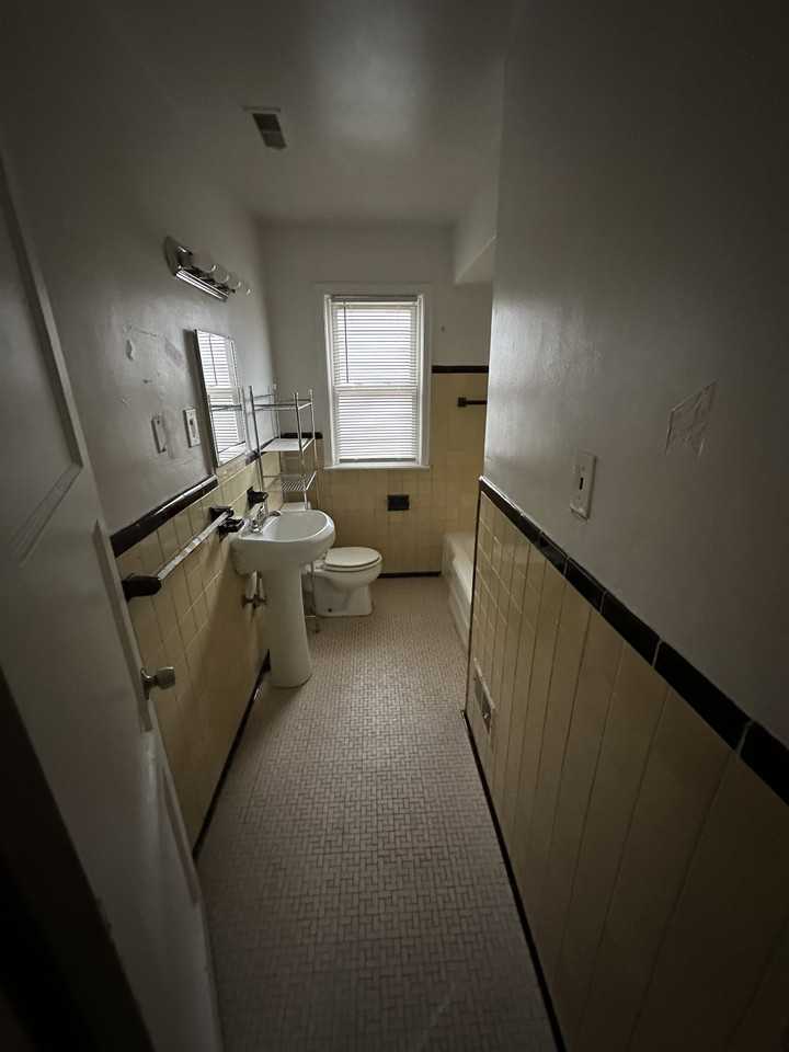 4215 Waverly Avenue #2 - Photo 7 of 10