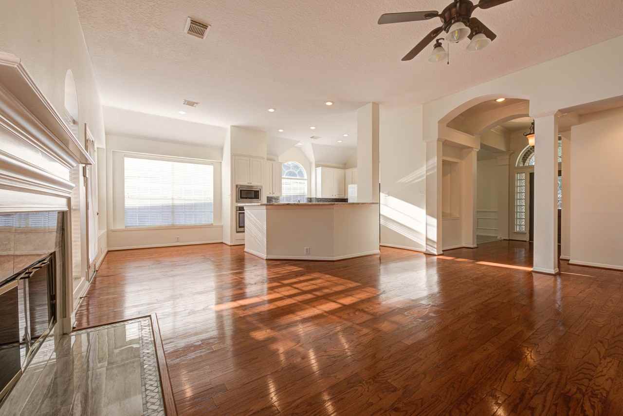 1315 Crescent Parkway Court #1 - Photo 6 of 10