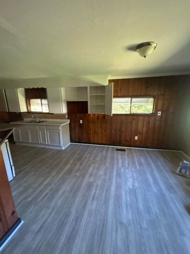 319 Woody Drive #1 - Photo 7 of 8