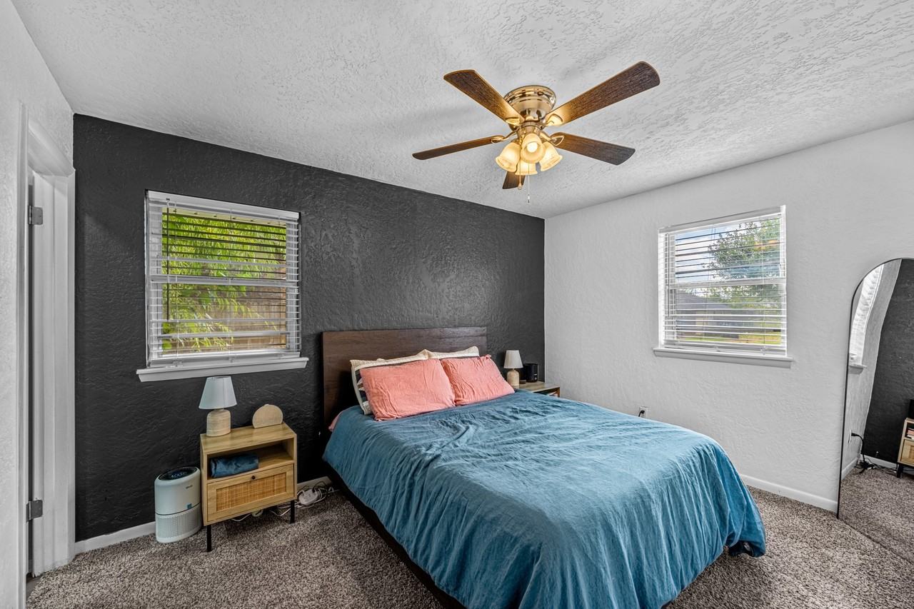 140 Sw 69th St #1 - Photo 6 of 27