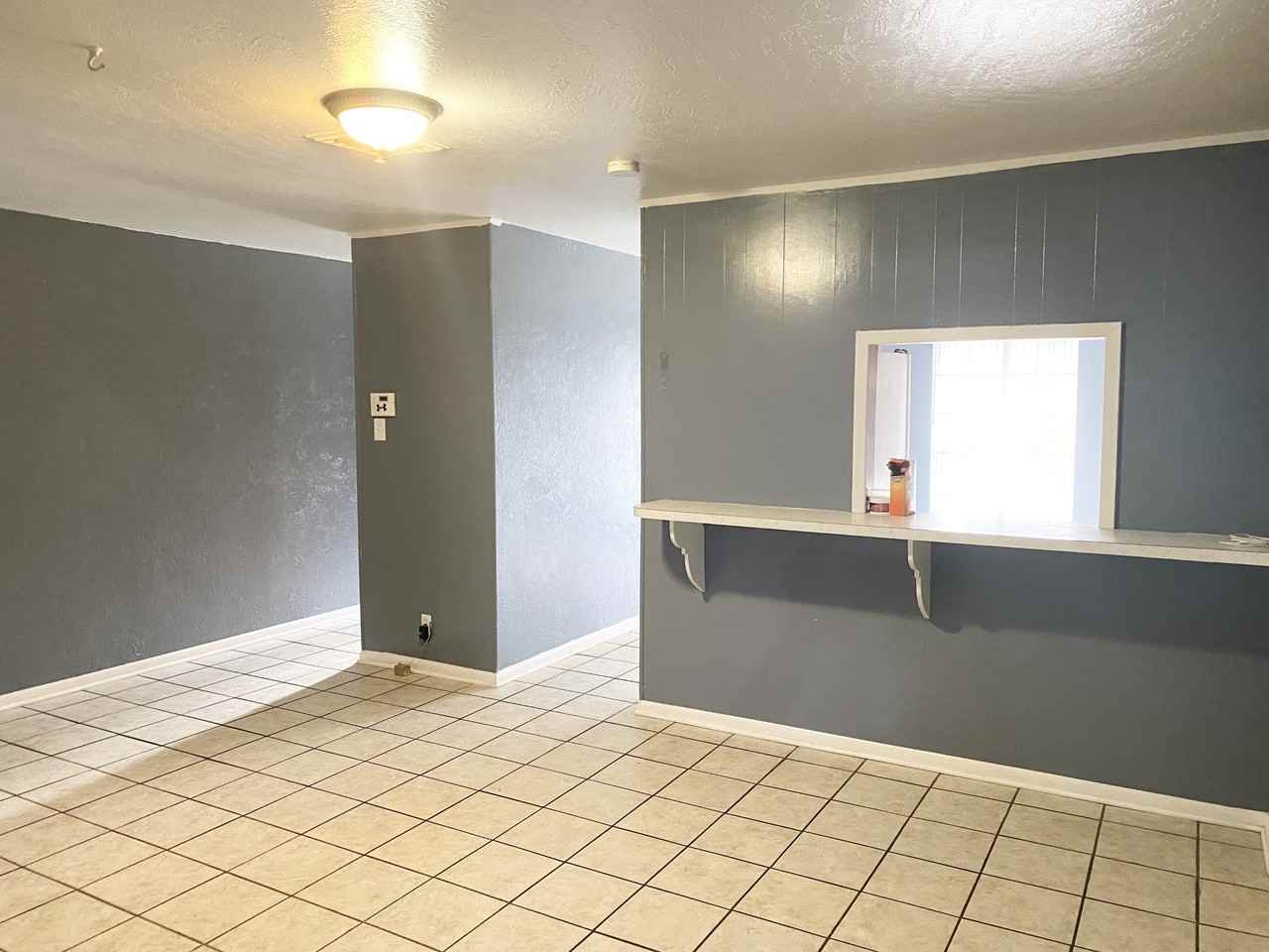 1030 South 18th Street #1 - Photo 2 of 10