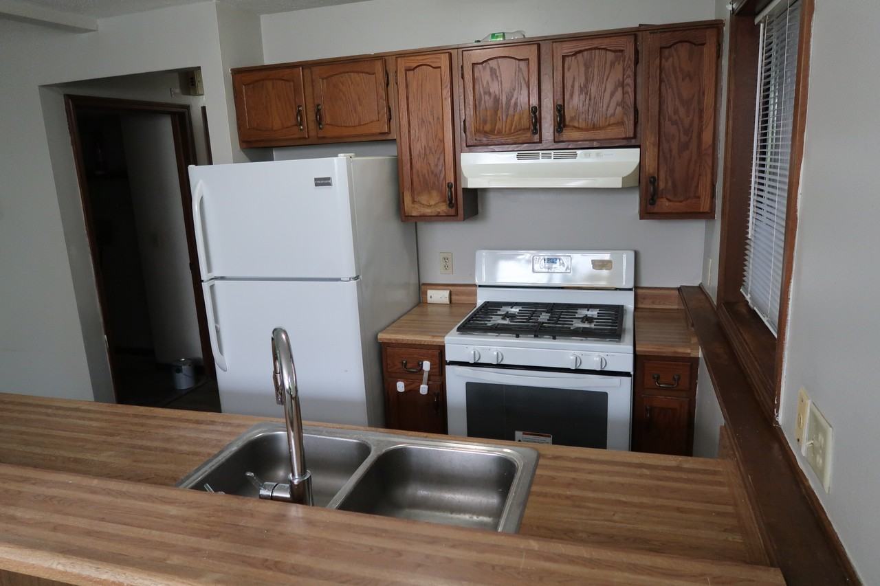 4733 Circle Shore Drive Southeast #4733 - Photo 6 of 9