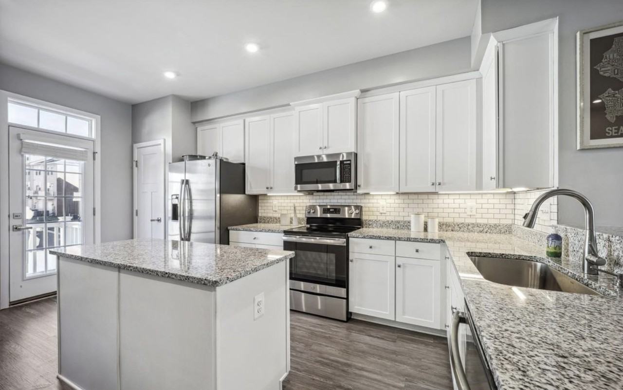 2407 Marsh Pt #2 - Photo 7 of 18