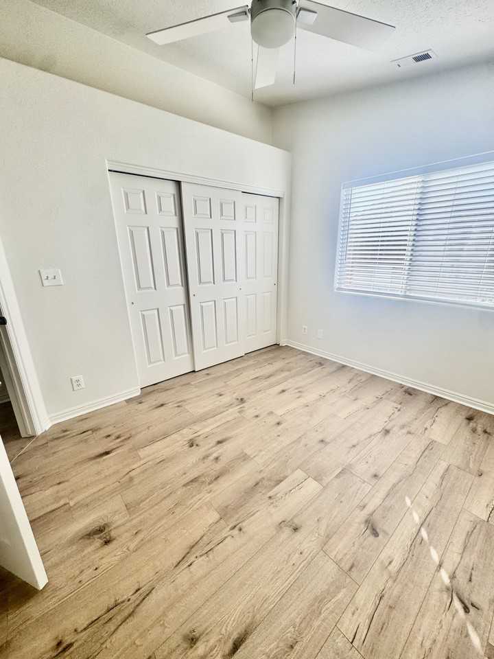 1122 1122 East 300 South N226 - 1 #1 - Photo 4 of 12