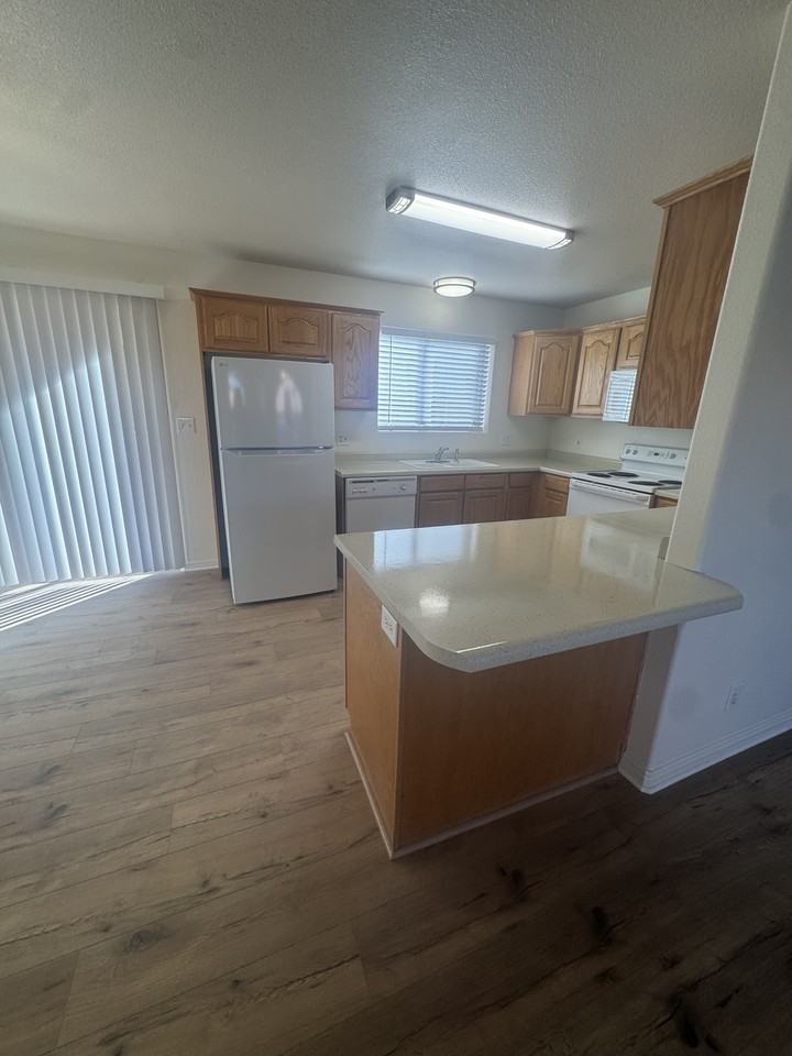 1122 E 300 S #1 - Photo 4 of 13