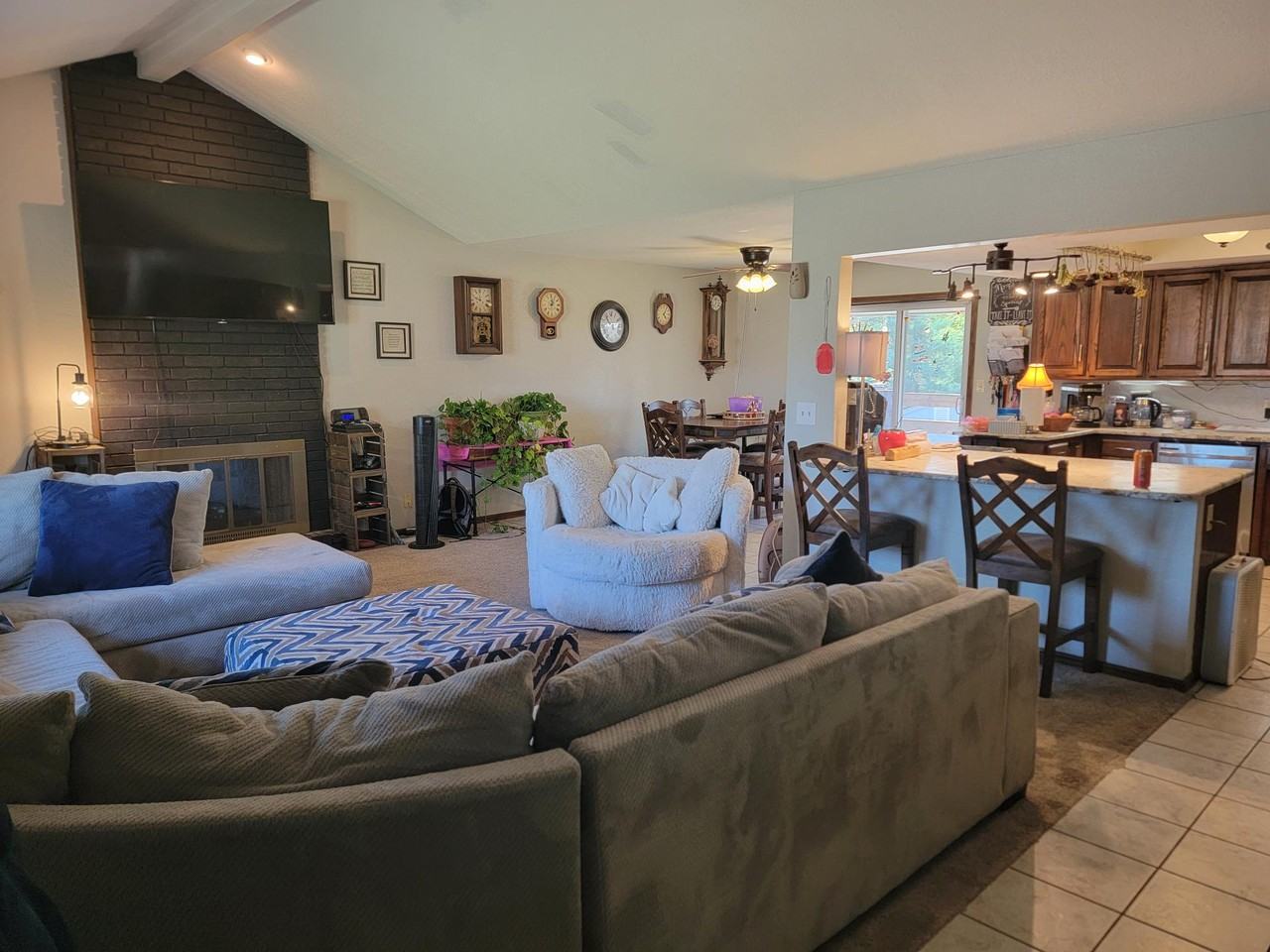 717 Ridge Place #1 - Photo 3 of 16