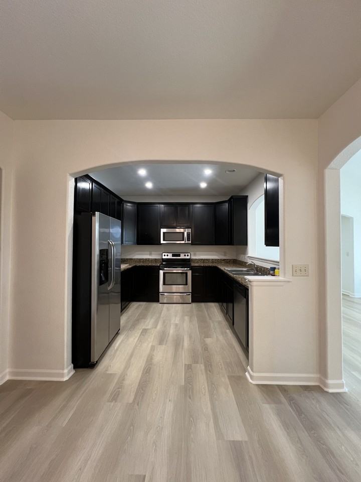 4672 W 20th Street Rd Bldg 14 #1424 - Photo 6 of 34