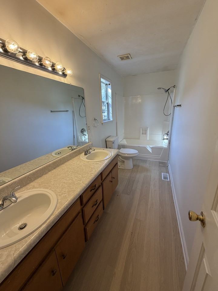 304 Clearlake Drive #1 - Photo 7 of 10