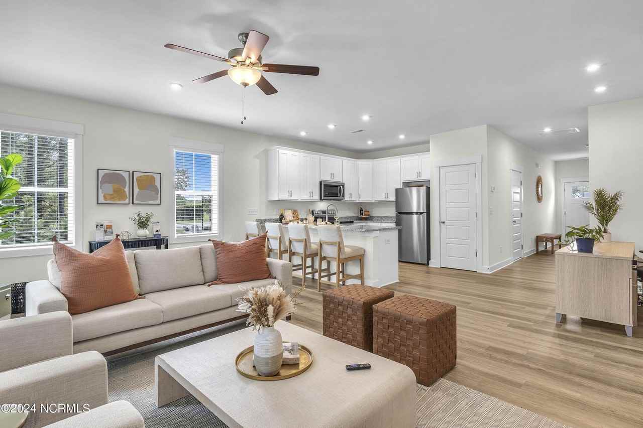 5019 Mcgarvey Ct - Photo 7 of 24