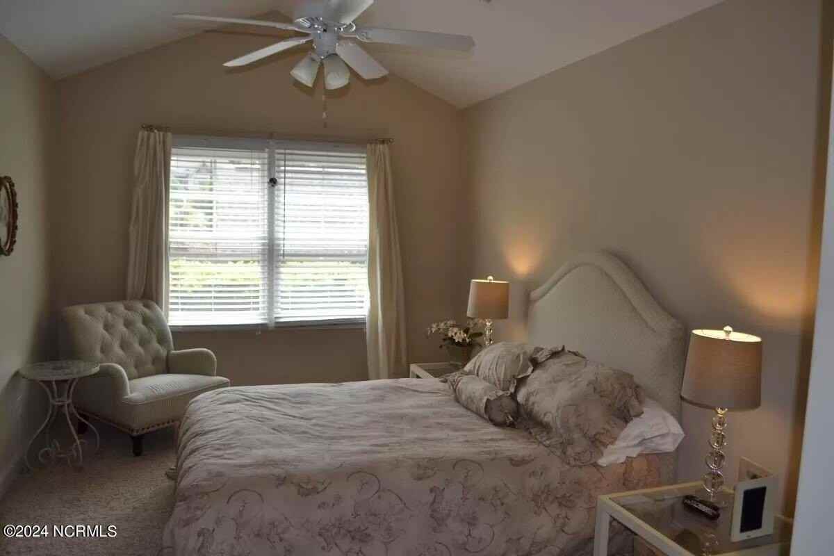 8 Elk Ridge Ln - Photo 7 of 13