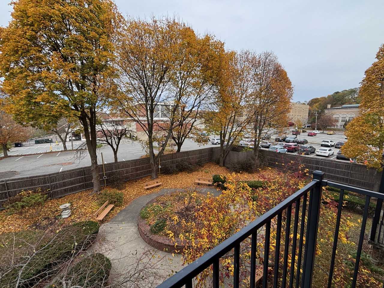 112 Franklin Street #C6 - Photo 5 of 10