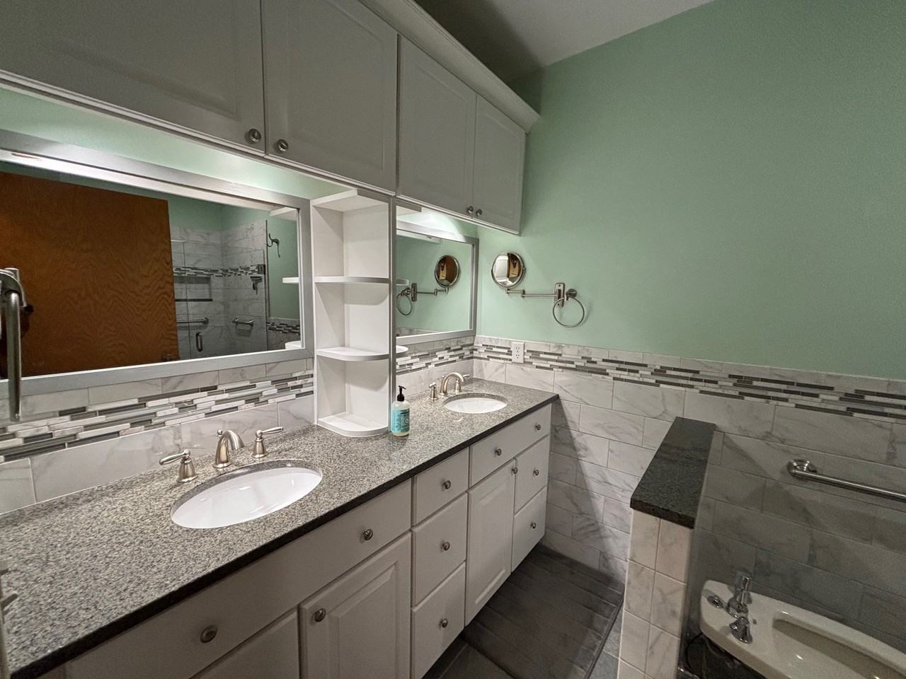 112 Franklin Street #C6 - Photo 6 of 10