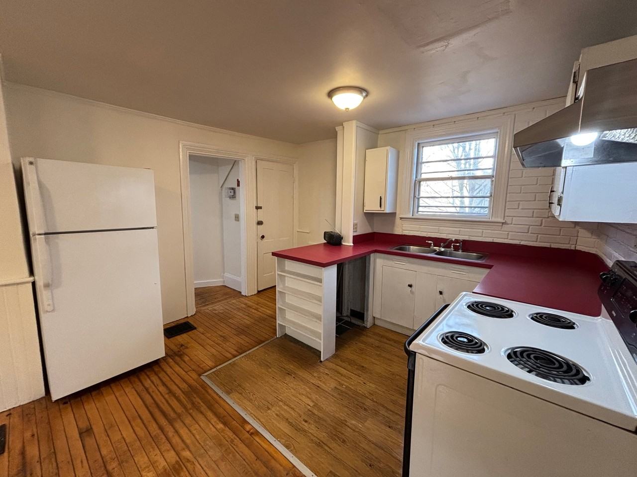 12 Boynton St #1 - Photo 4 of 6
