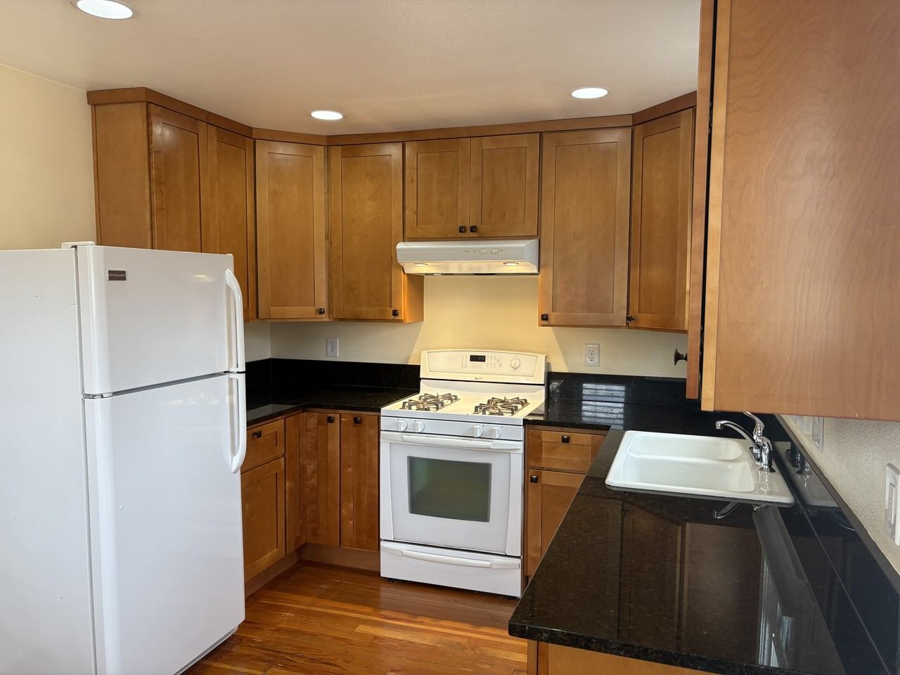 4711 Northeast 55th Avenue #4711 - Photo 5 of 16