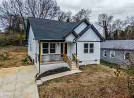 featured image of 3412 Ashland Avenue Southeast