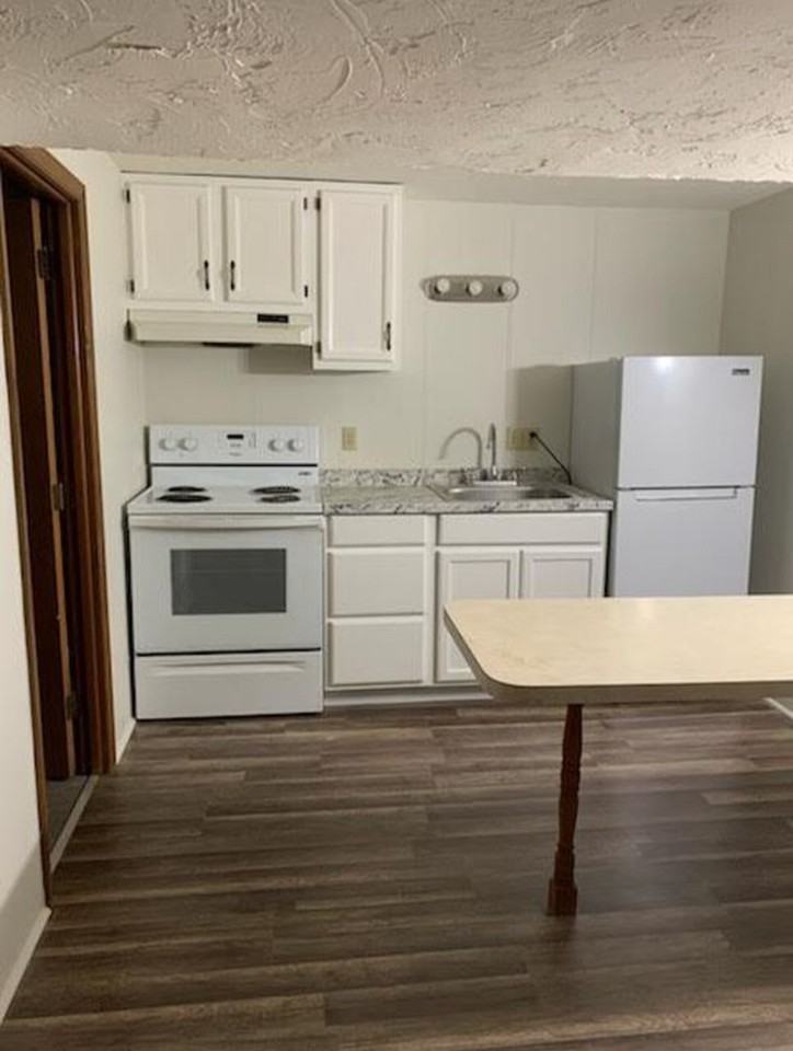 Lincoln Hwy #10B - Photo 2 of 5