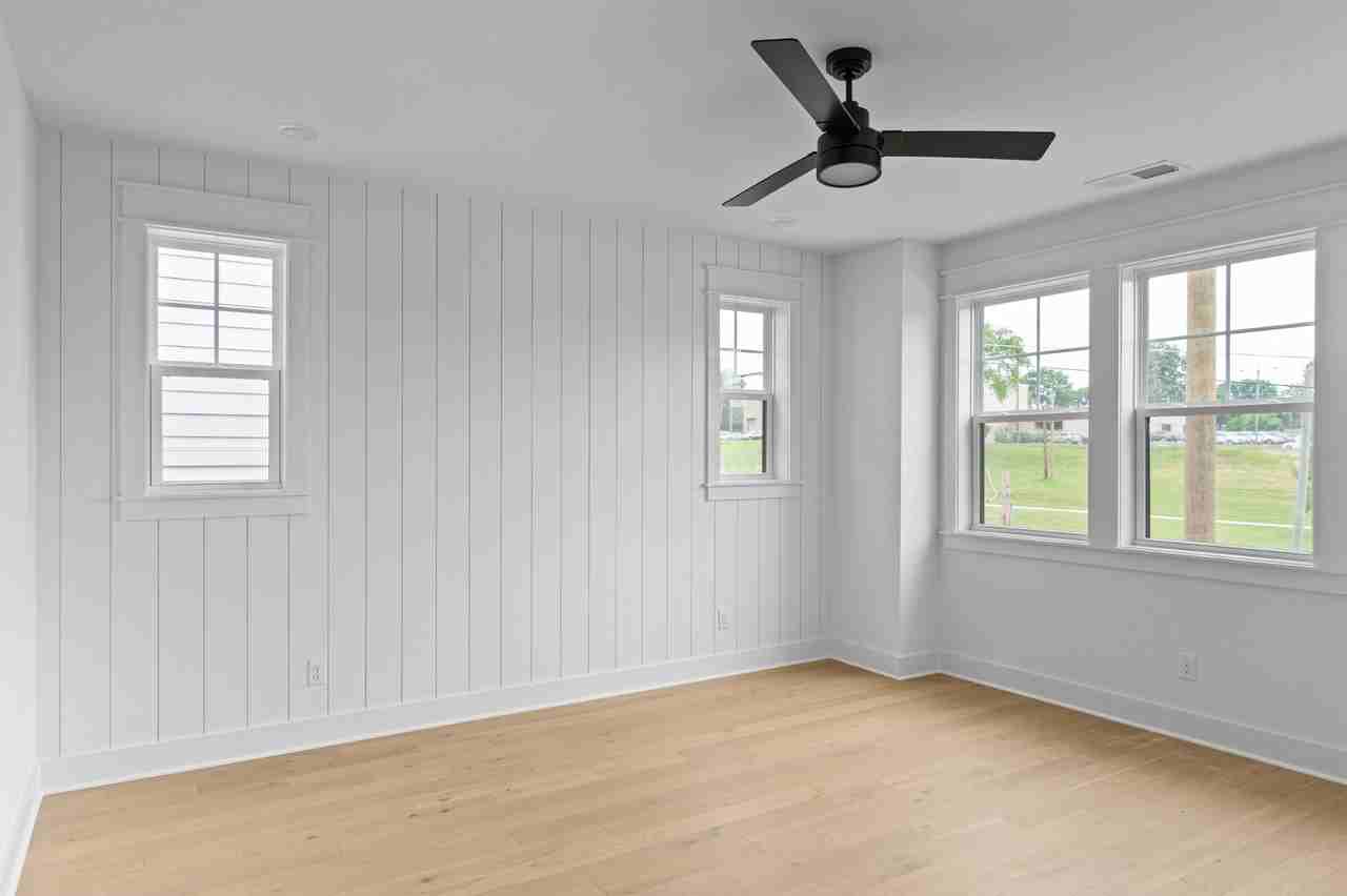 1714 Carvell Avenue #1 - Photo 7 of 10