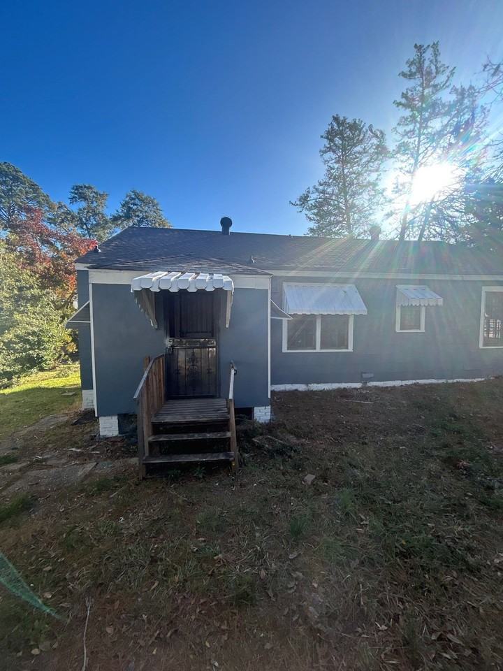 419 Valley Street #1 - Photo 2 of 20