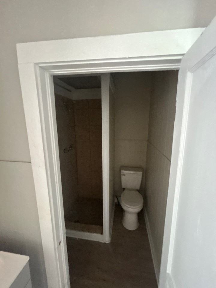 130 N Alabama Ave #1 - Photo 5 of 8