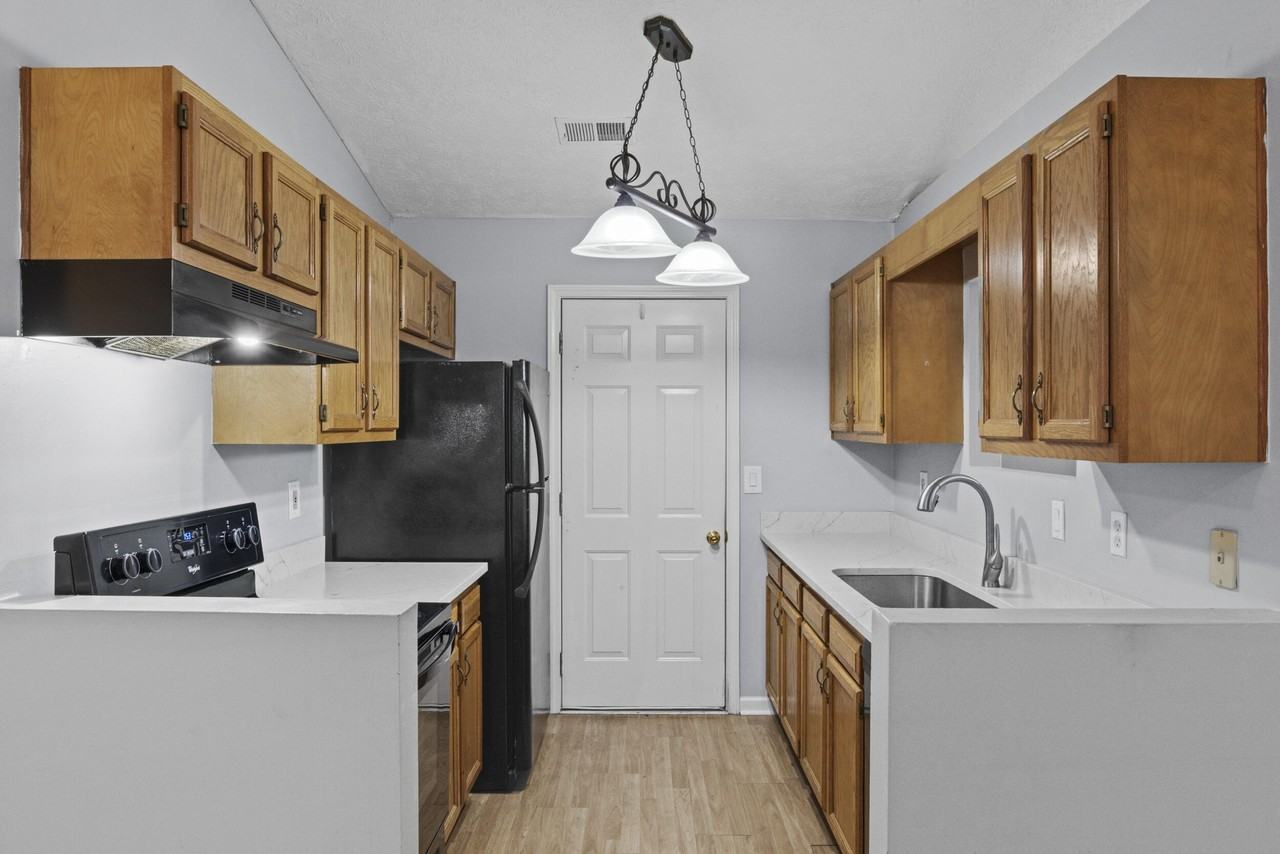 881 Revere Run Drive - Photo 6 of 13