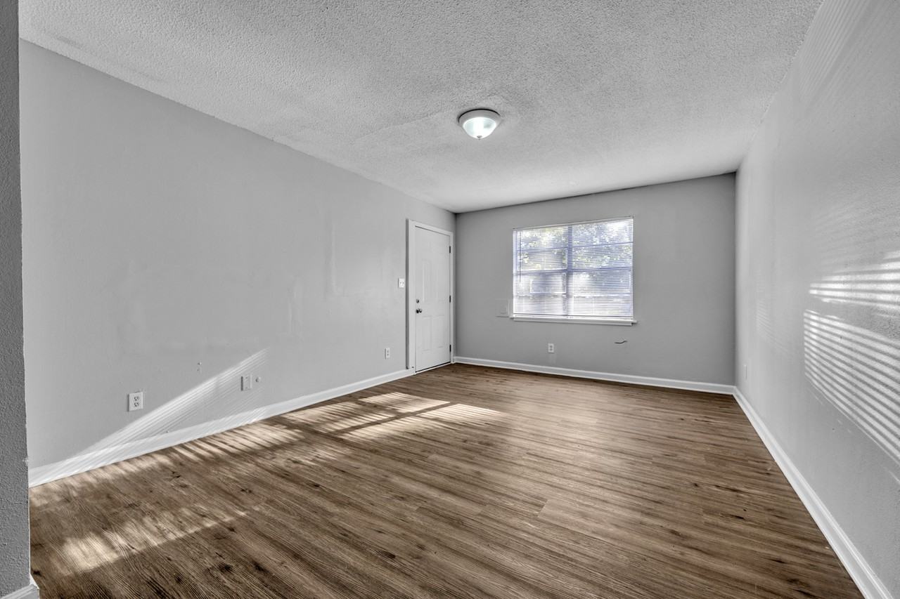 2020 22nd Ave N #B - Photo 6 of 17