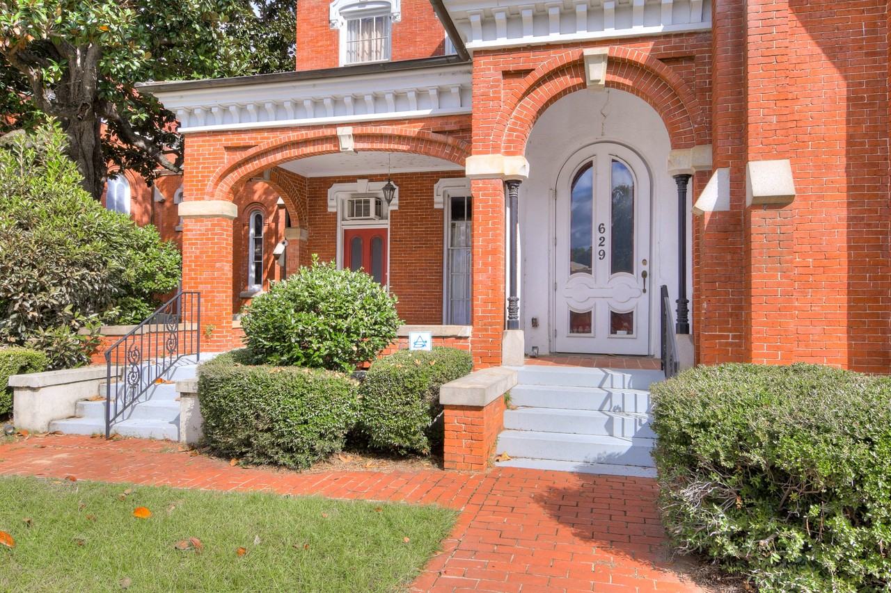 629 Greene St #1 - Photo 3 of 38