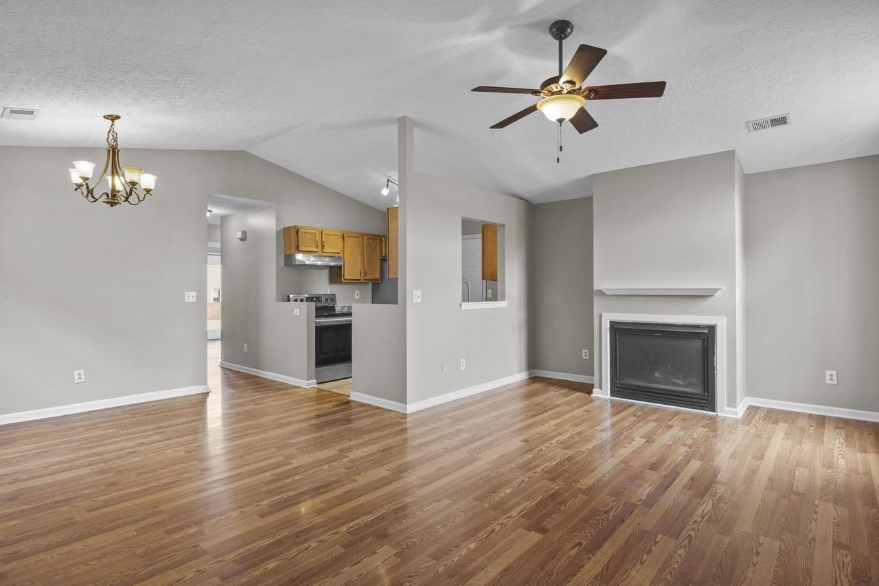 889 Revere Run Dr - Photo 3 of 13