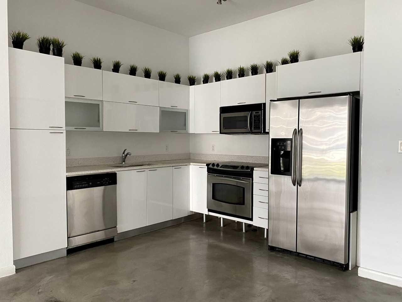 234 Northeast 3rd Street #1 - Photo 2 of 11