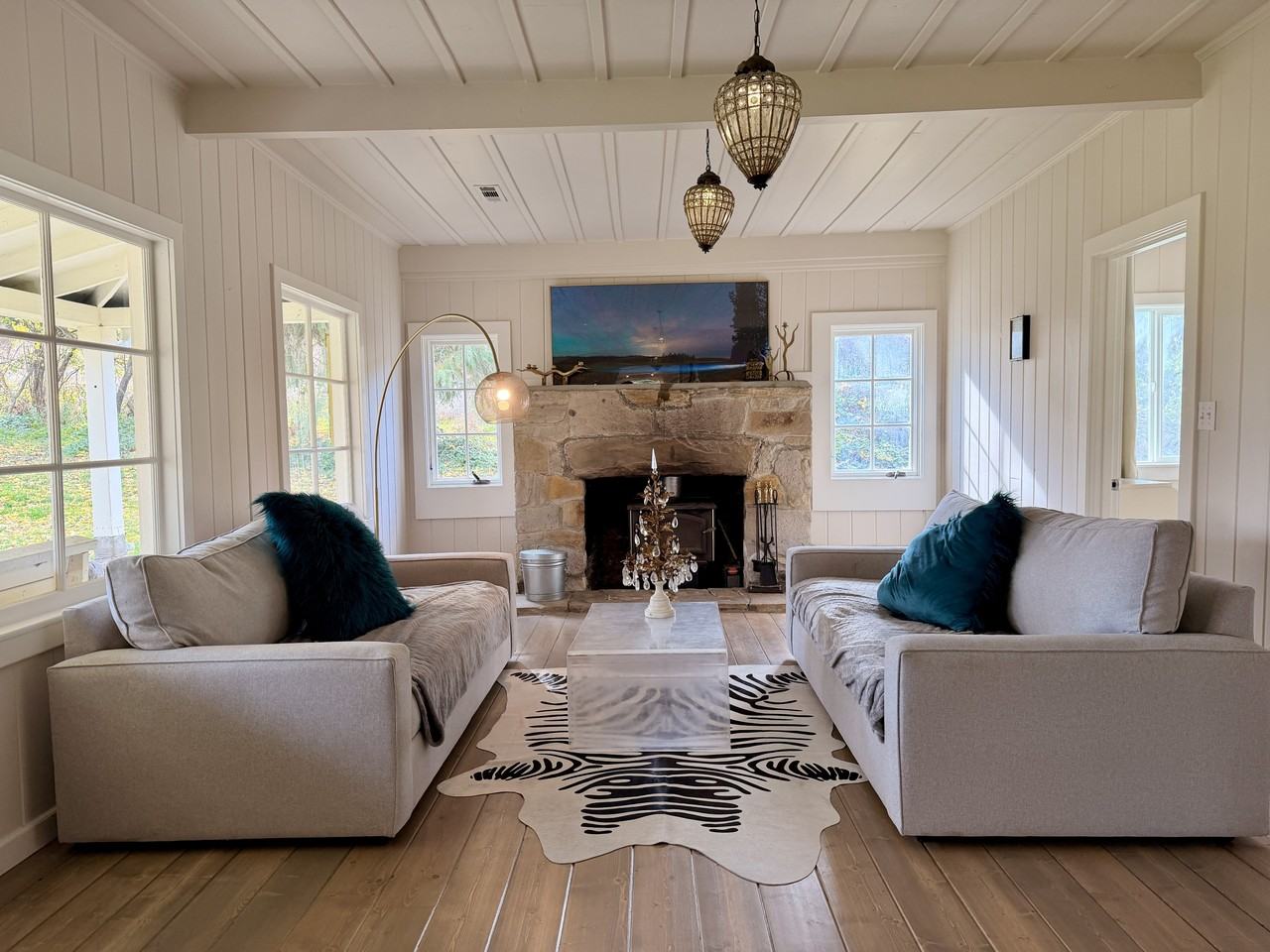 2099 Emigrant Creek Rd #SF - Photo 2 of 23