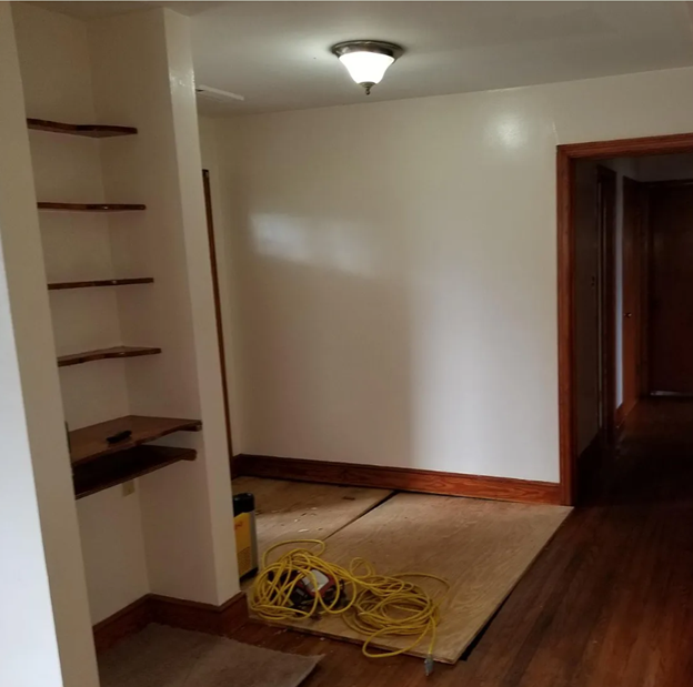 6210 Old Point Rd #1 - Photo 5 of 9