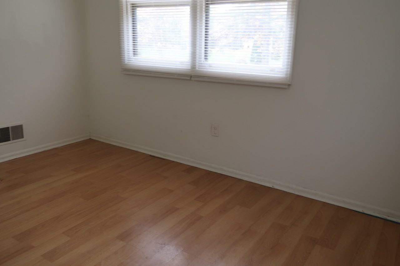 4341 Kimball Avenue Southeast #4341 - Photo 4 of 10