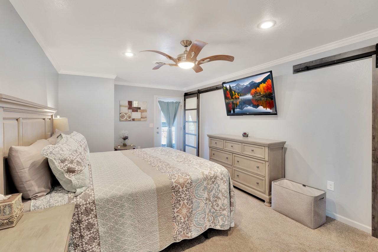 5807 Carl St #1 - Photo 3 of 10