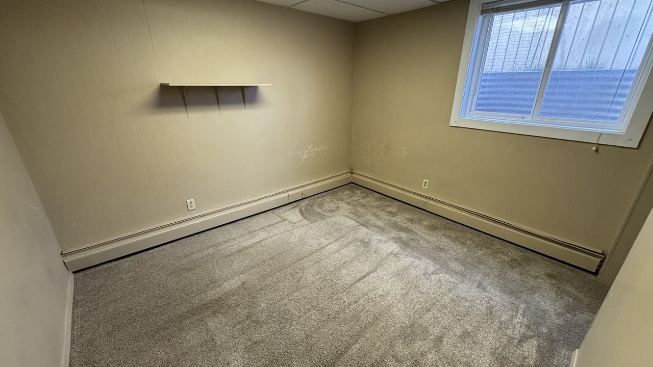 515 S 11th Ave #A - Photo 6 of 14