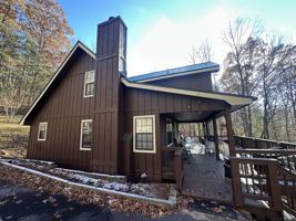 featured image of 155 April Lane #1