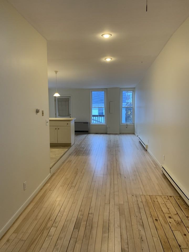 279 Main Street #B - Photo 3 of 8