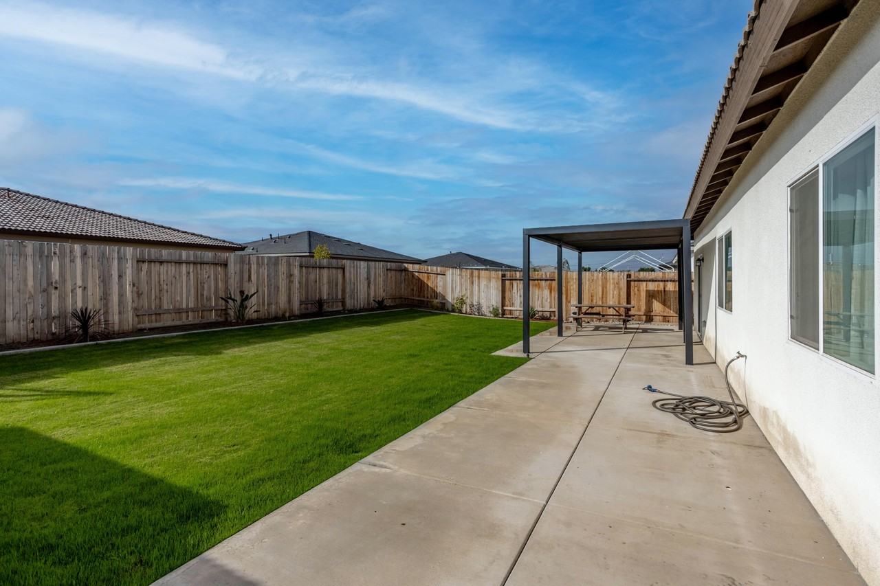 911 Hartlepool Ave #1 - Photo 7 of 29