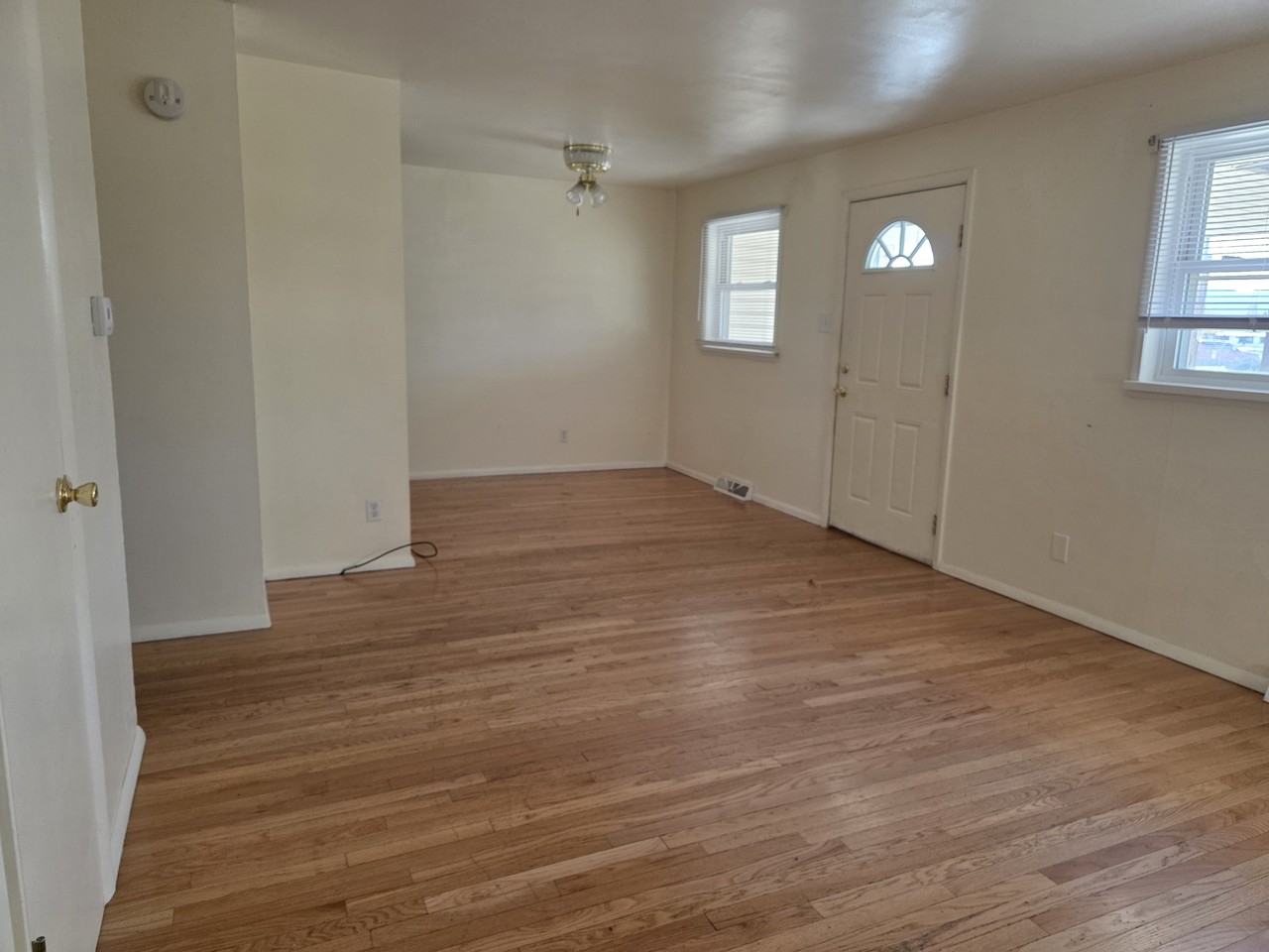 406 N 23rd St #1 - Photo 5 of 7