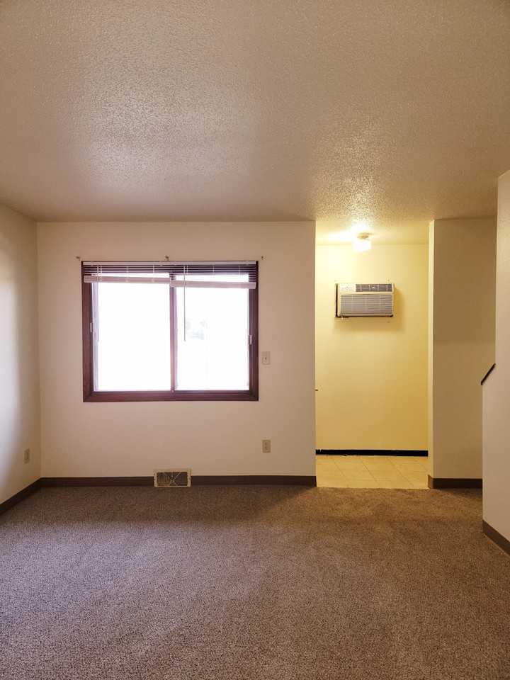 528 N Grant St #1 - Photo 4 of 17