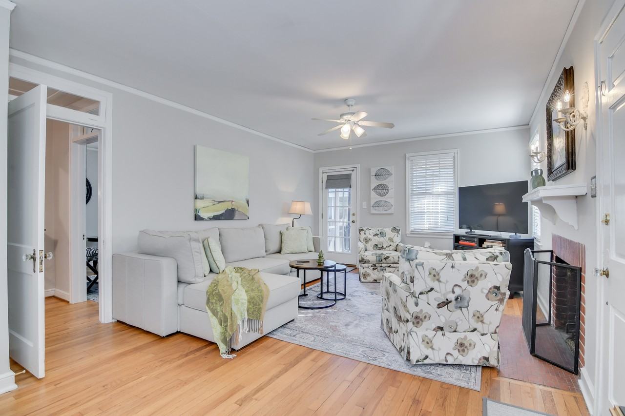 2631 Oakland Ave #1 - Photo 4 of 42
